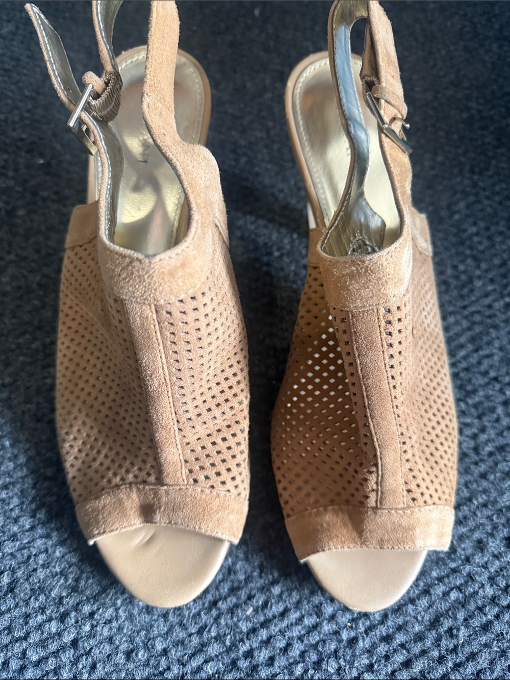Alfani size 9.5 Women’s Open-Toe Slingback Suede Heels in Tan